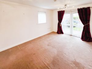 Lounge- click for photo gallery